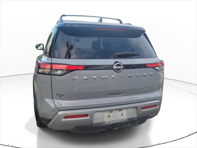 2022 Nissan Pathfinder Platinum