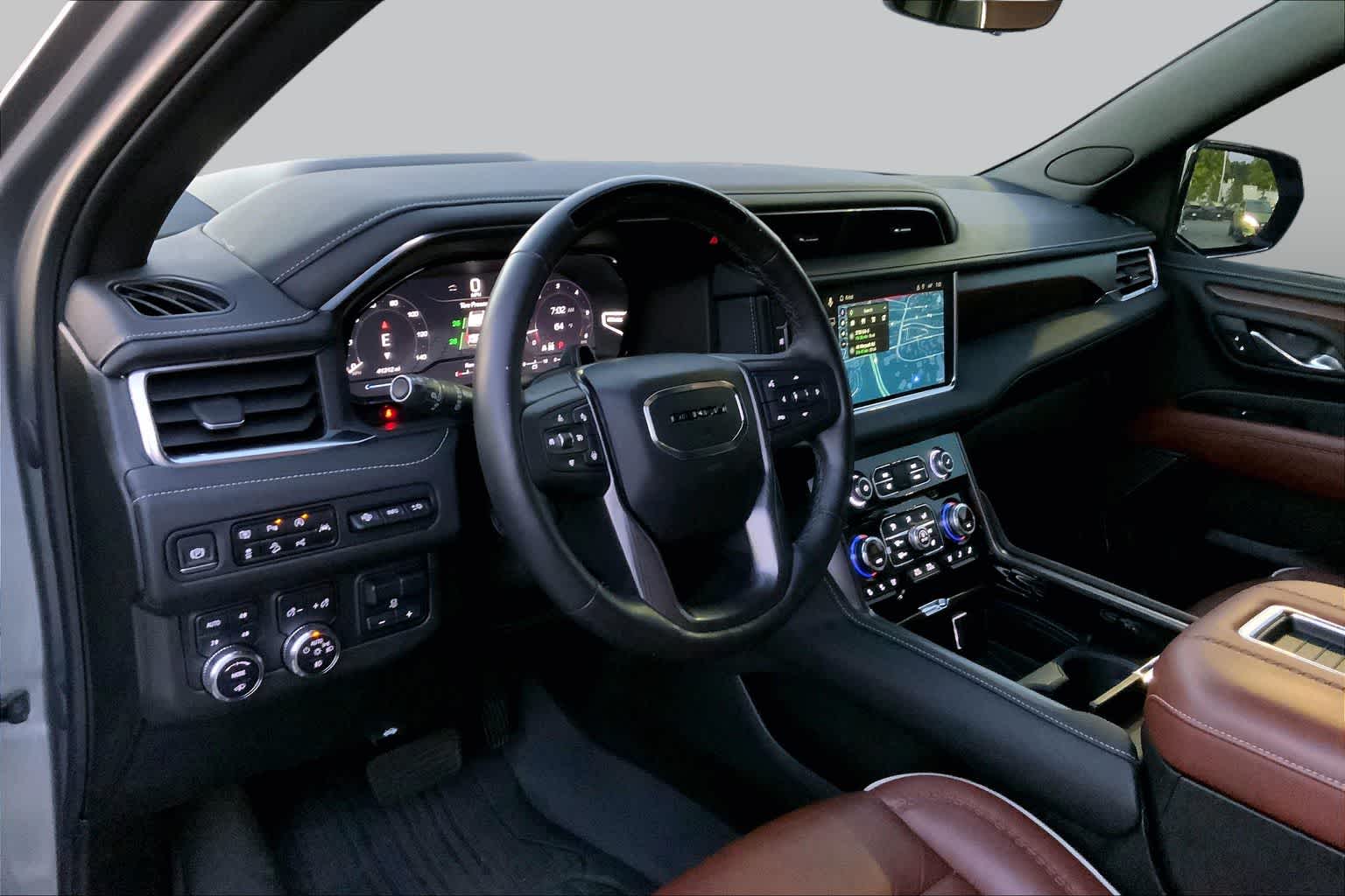 2023 GMC Yukon Denali Ultimate Denali Ultimate