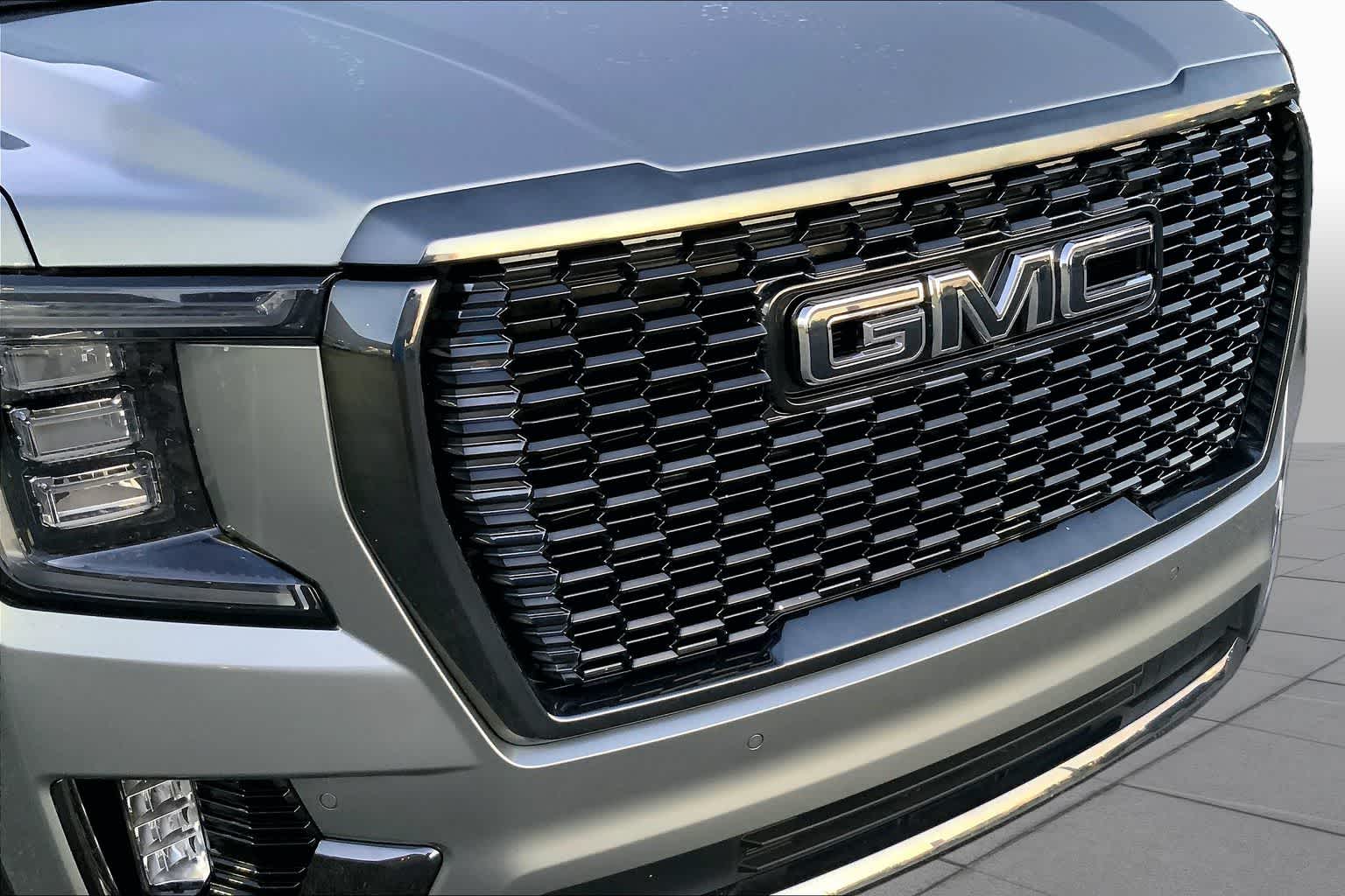 2023 GMC Yukon Denali Ultimate Denali Ultimate