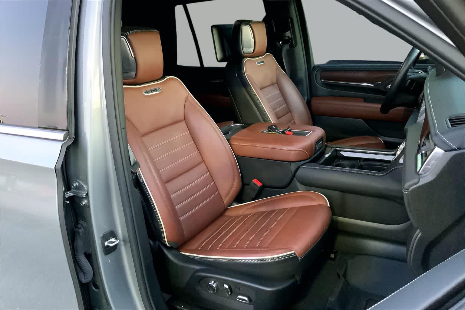 2023 GMC Yukon Denali Ultimate Denali Ultimate