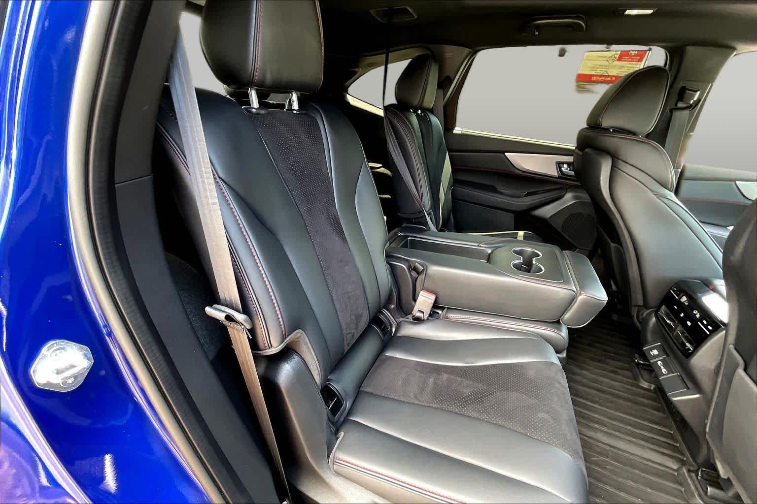 2023 Acura MDX w/A-Spec Package