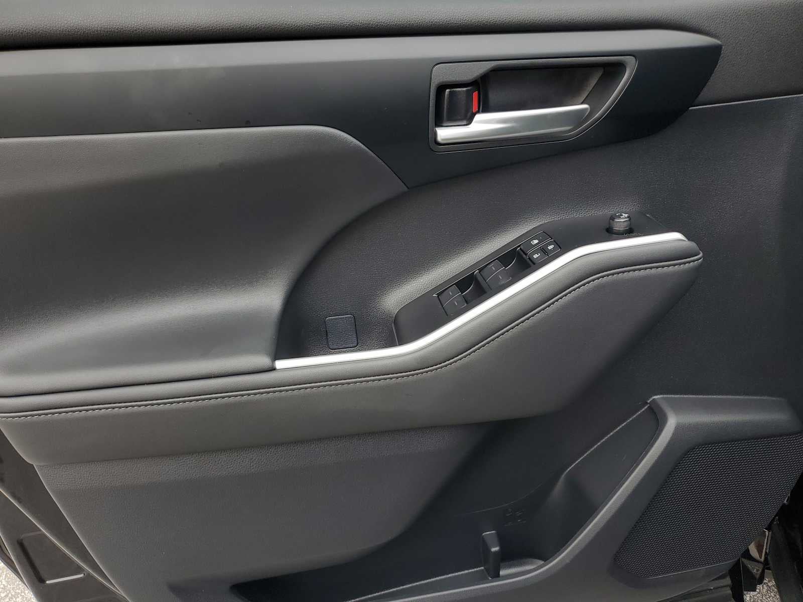 2026 Toyota Highlander XSE
