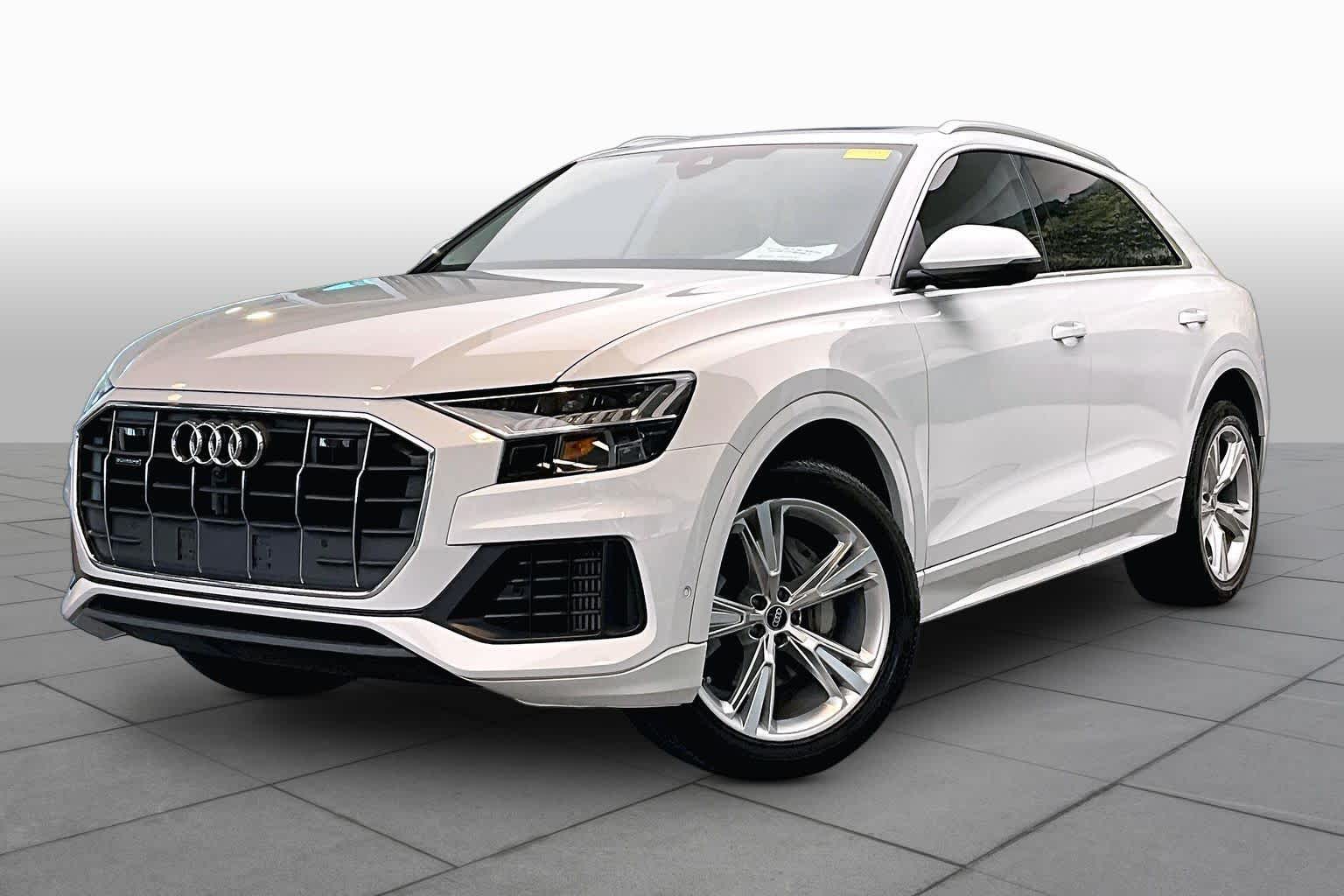 2023 Audi Q8 Premium