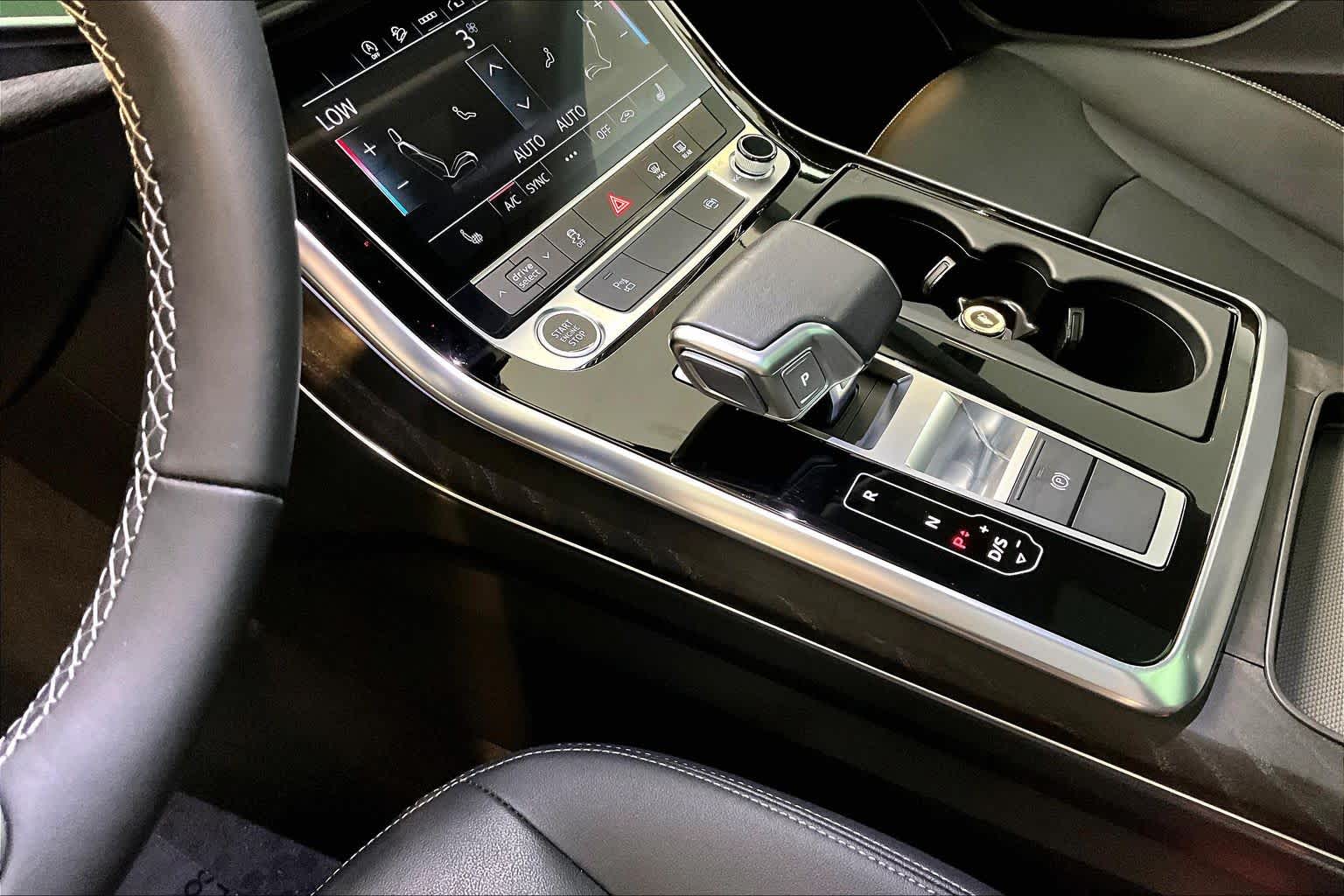 2023 Audi Q8 Premium