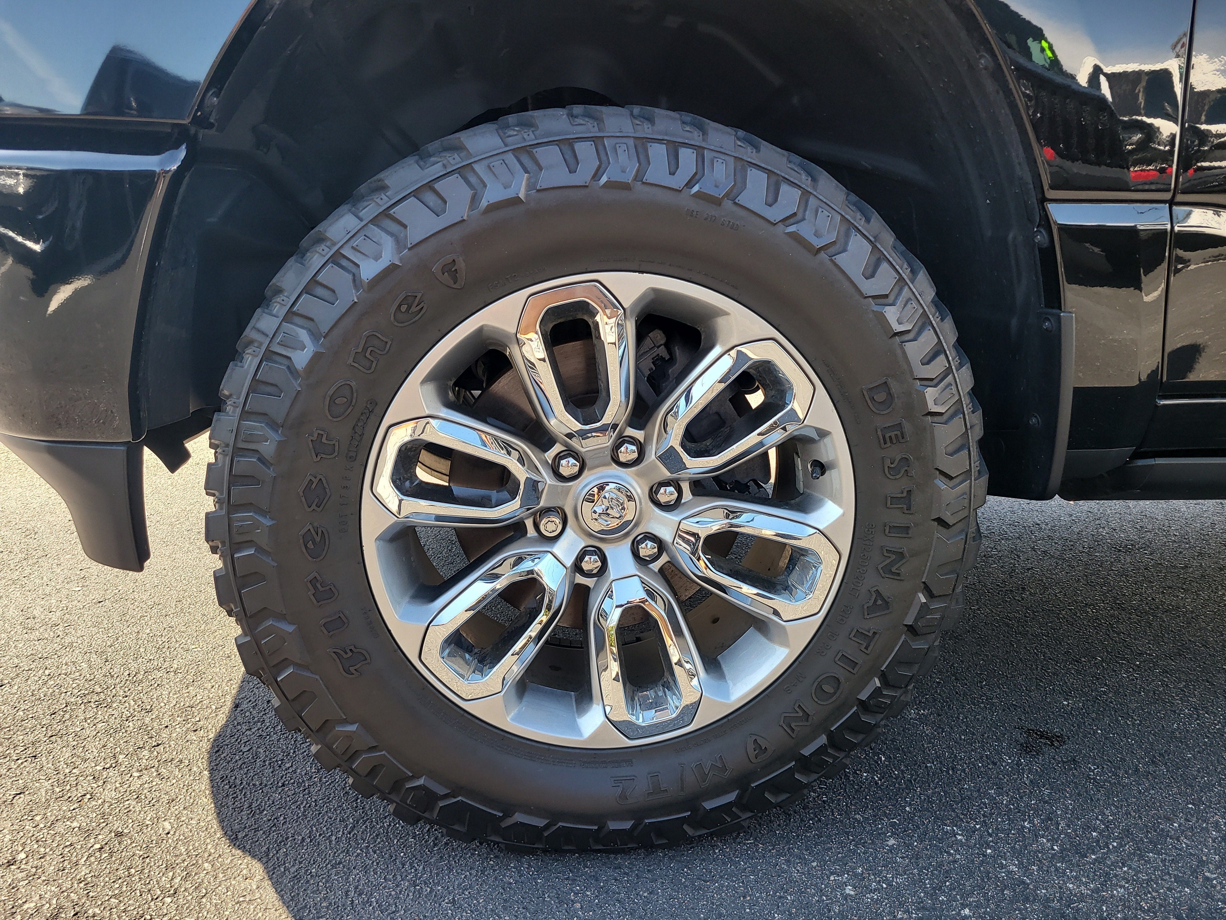 2023 RAM 1500 Laramie
