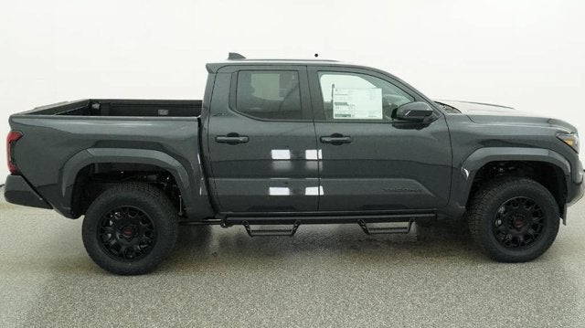 2026 Toyota Tacoma 4WD SR5