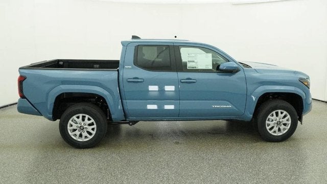 2026 Toyota Tacoma 4WD SR5