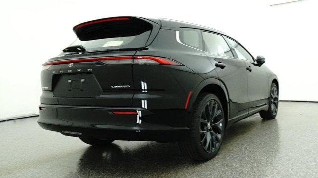 2026 Toyota Crown Signia Limited