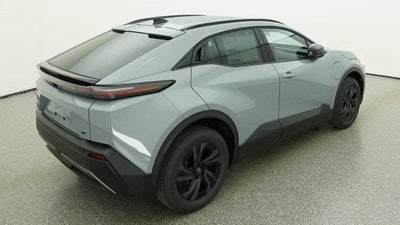 2026 Toyota C-HR SE