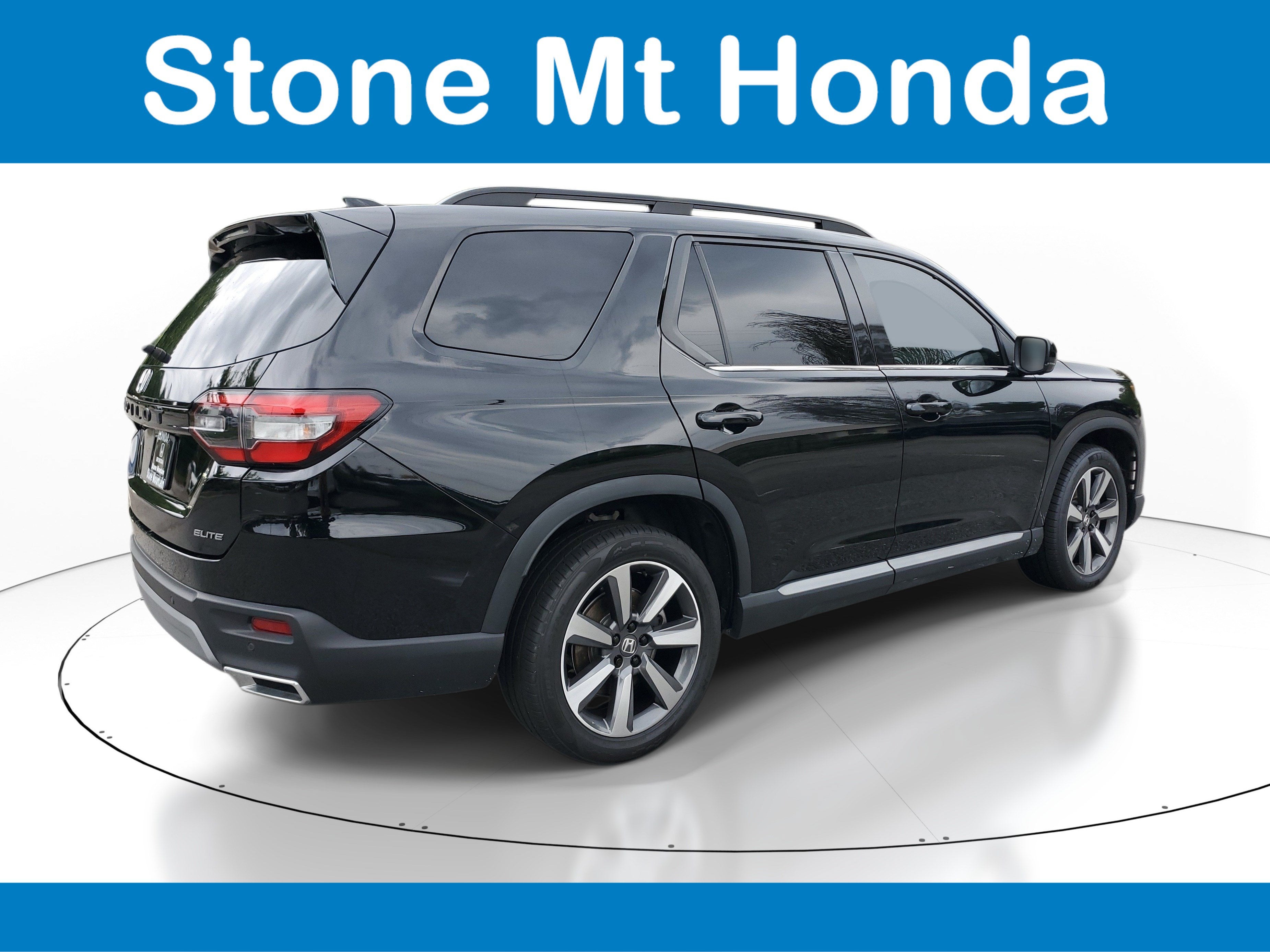 2023 Honda Pilot Elite