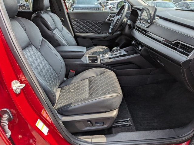 2024 Mitsubishi Outlander SEL